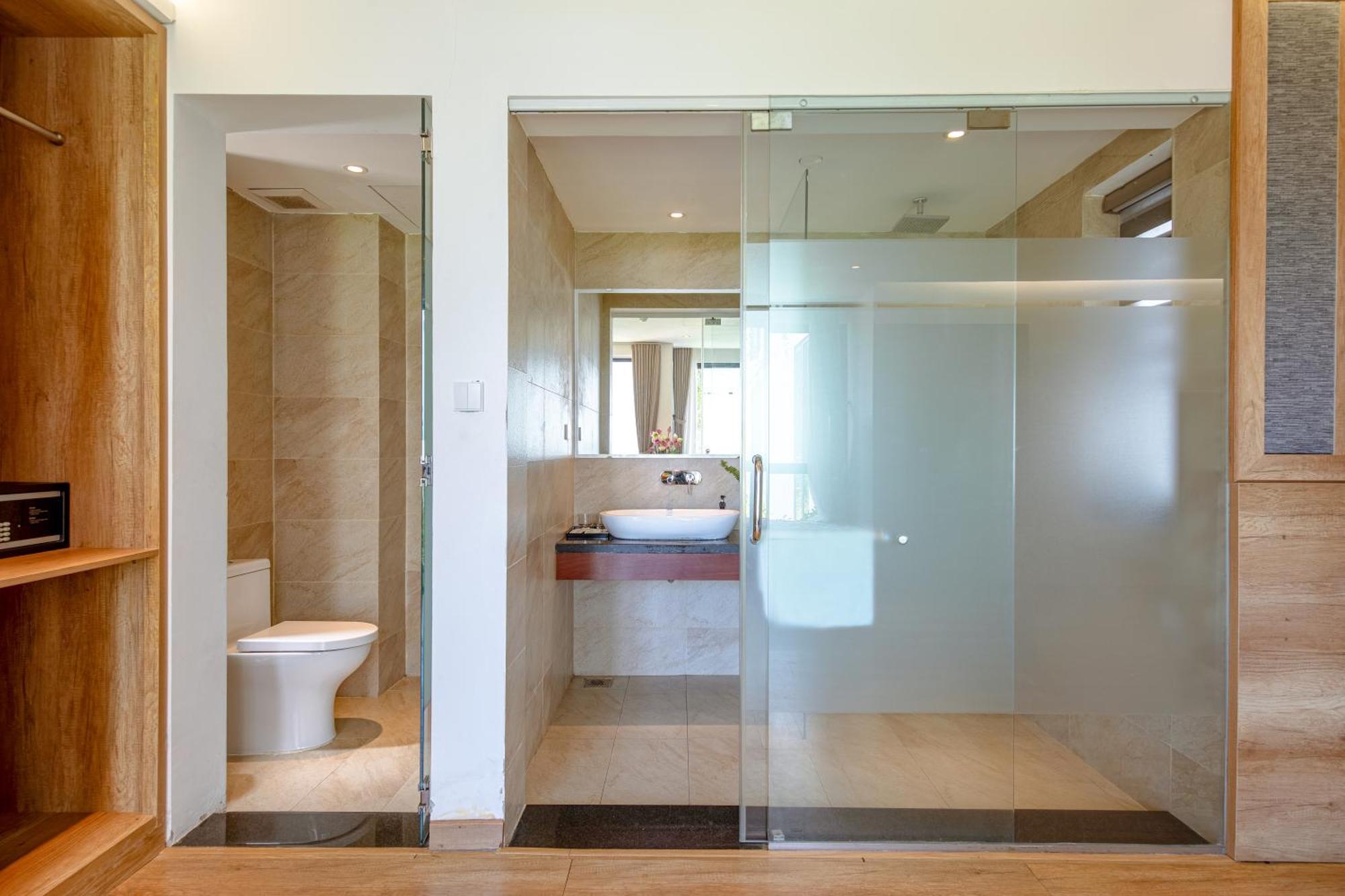 Khách sạn hẻo lánh K House